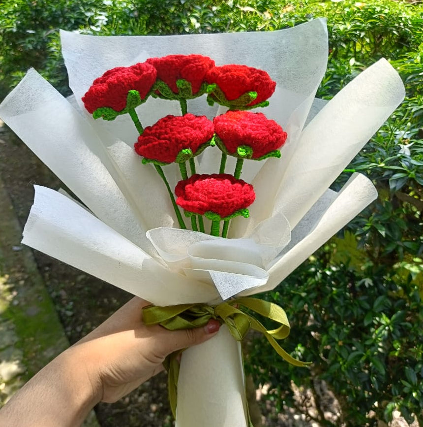 Crochet rose bouquet