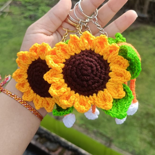 Crochet sunflower keychain